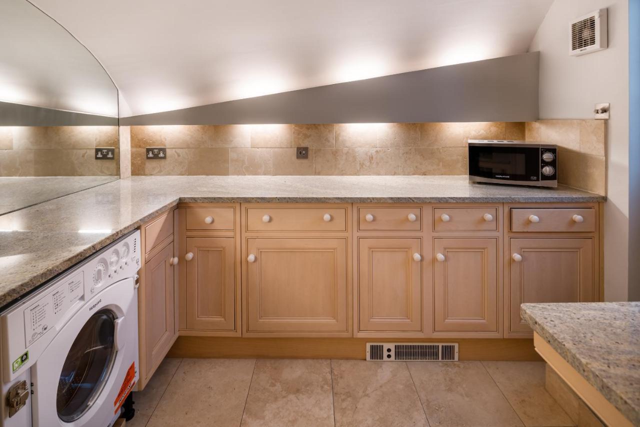 Cozy Flat With Patio In The Heart Of Pimlico Lejlighed London Eksteriør billede